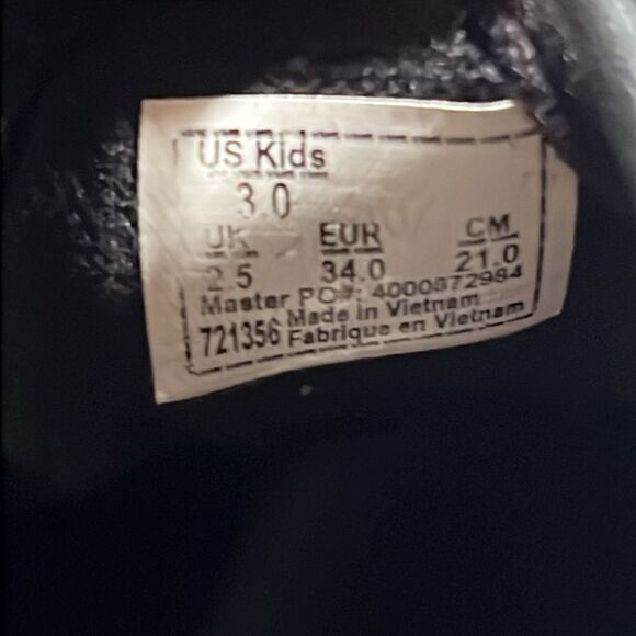 Vans  boys Old Skool Triple Black Suede Sneaker size 3 - Picture 9 of 9